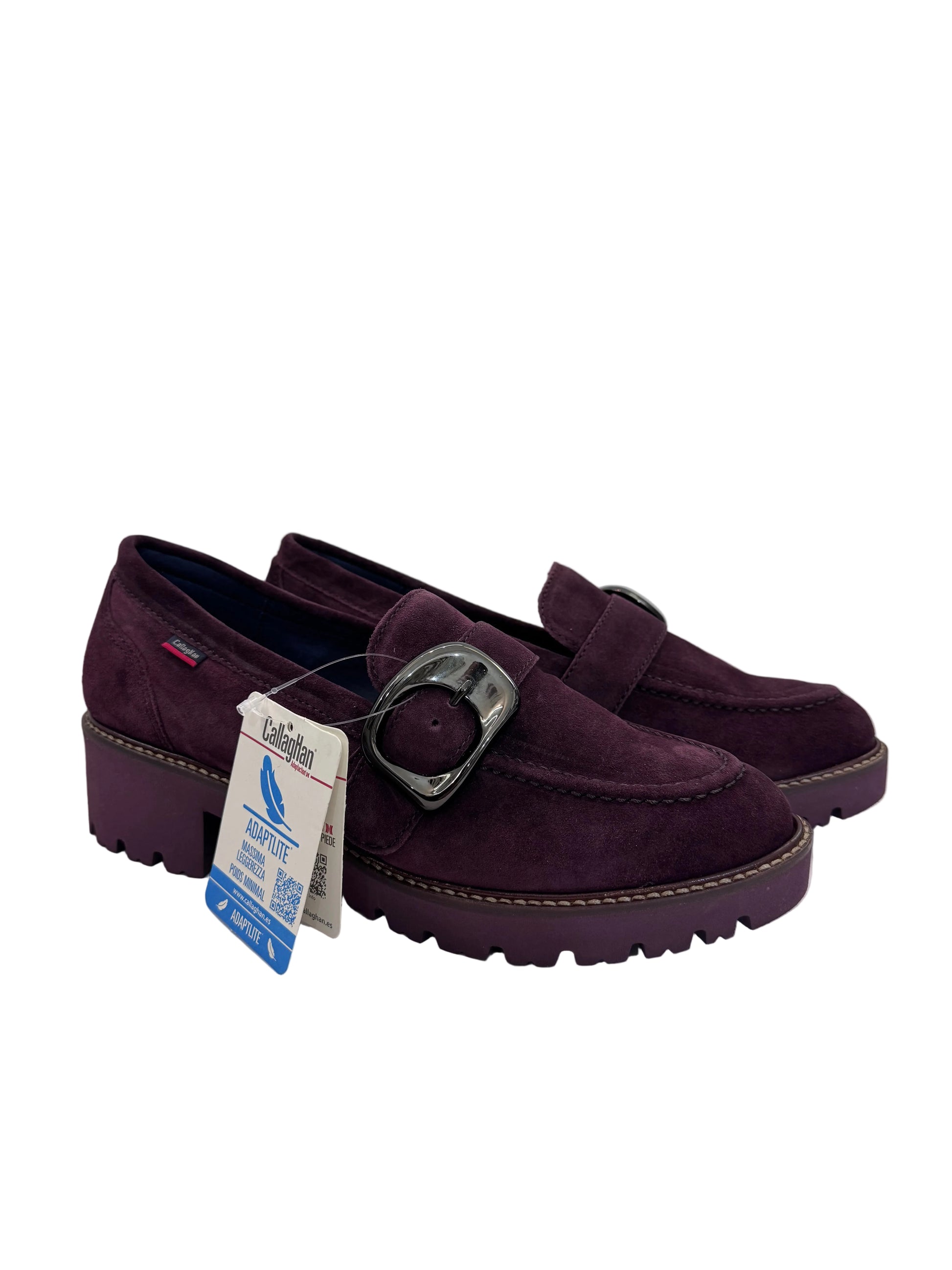 Scarpa in camoscio con fibbia laterale