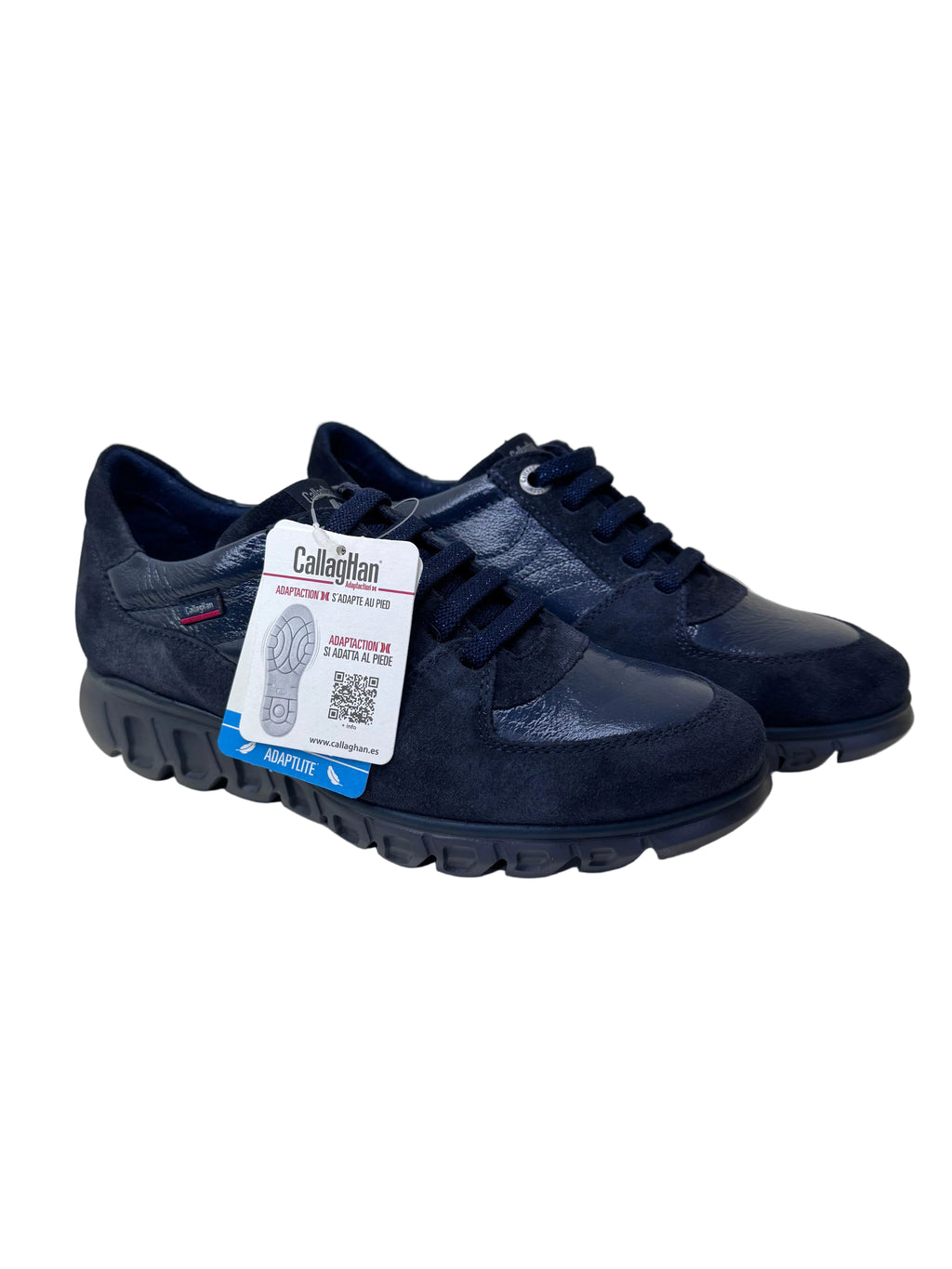 Scarpa allacciata