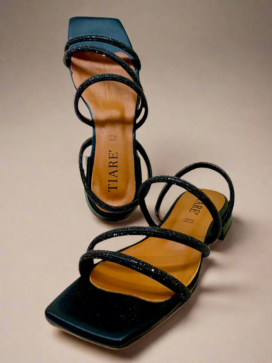 SANDALO NERO LA MAGA CIRCE - La Maga Circe