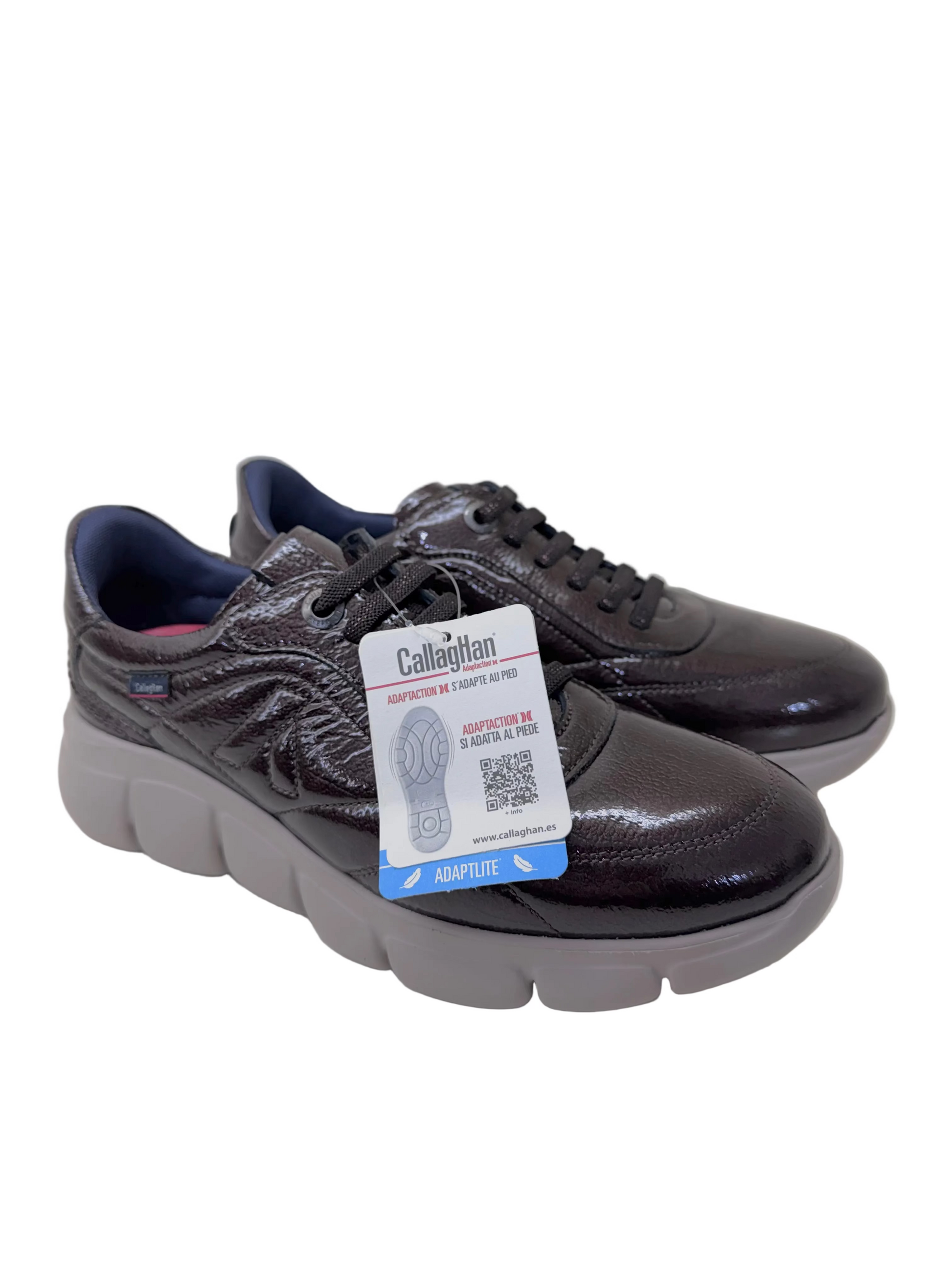 Scarpa pelle lucida allacciata